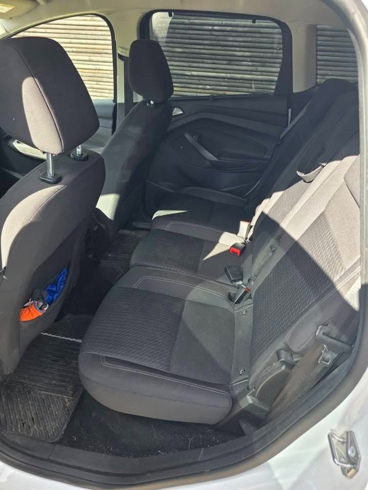 Ford C-MAX 1,5 TDCi 120 Business 5d