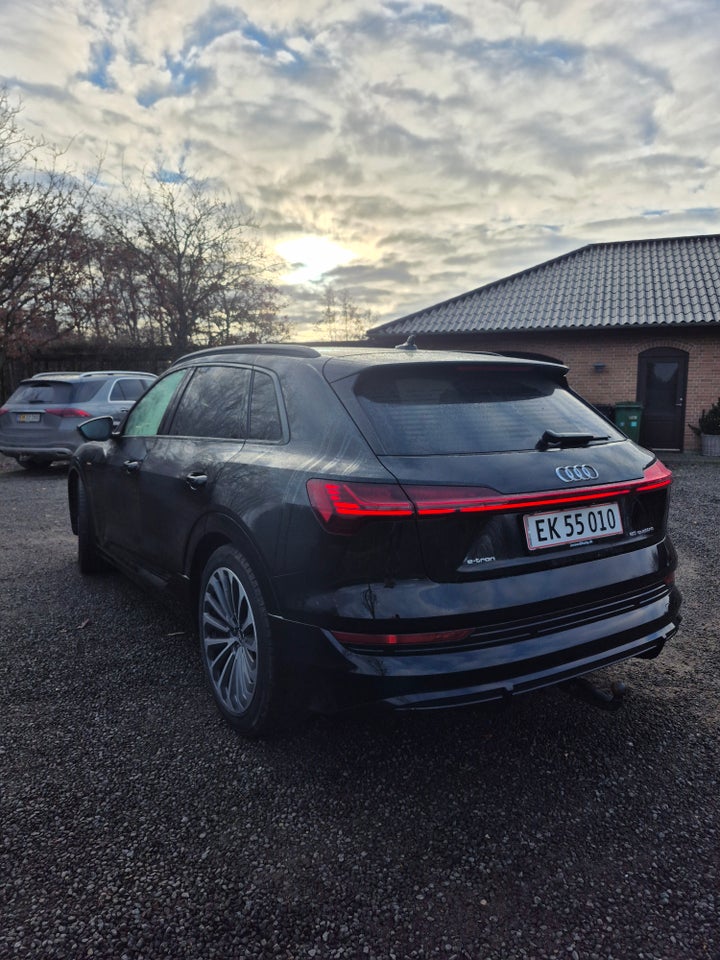 Audi e-tron 50 S-line quattro 5d