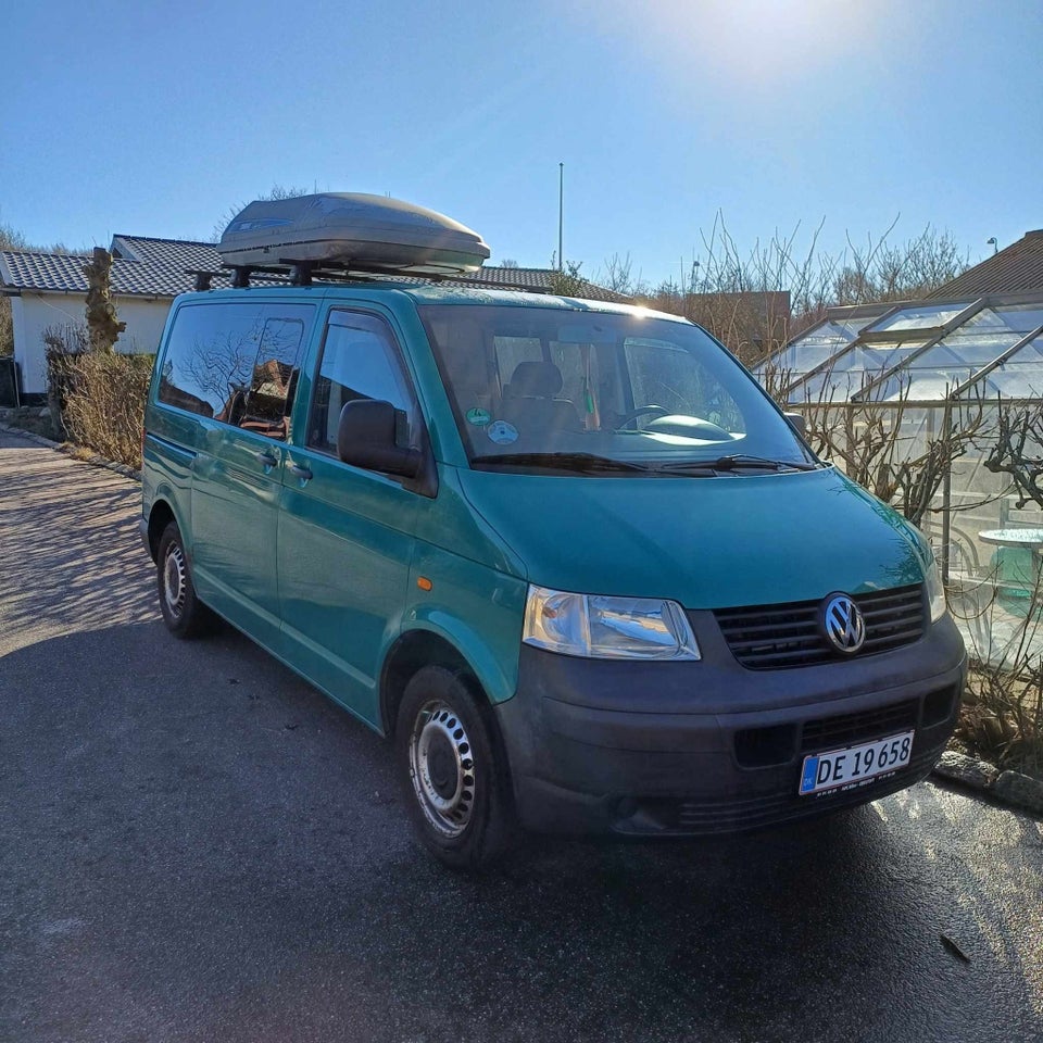 VW Caravelle 1,9 TDi 104 lang 4d