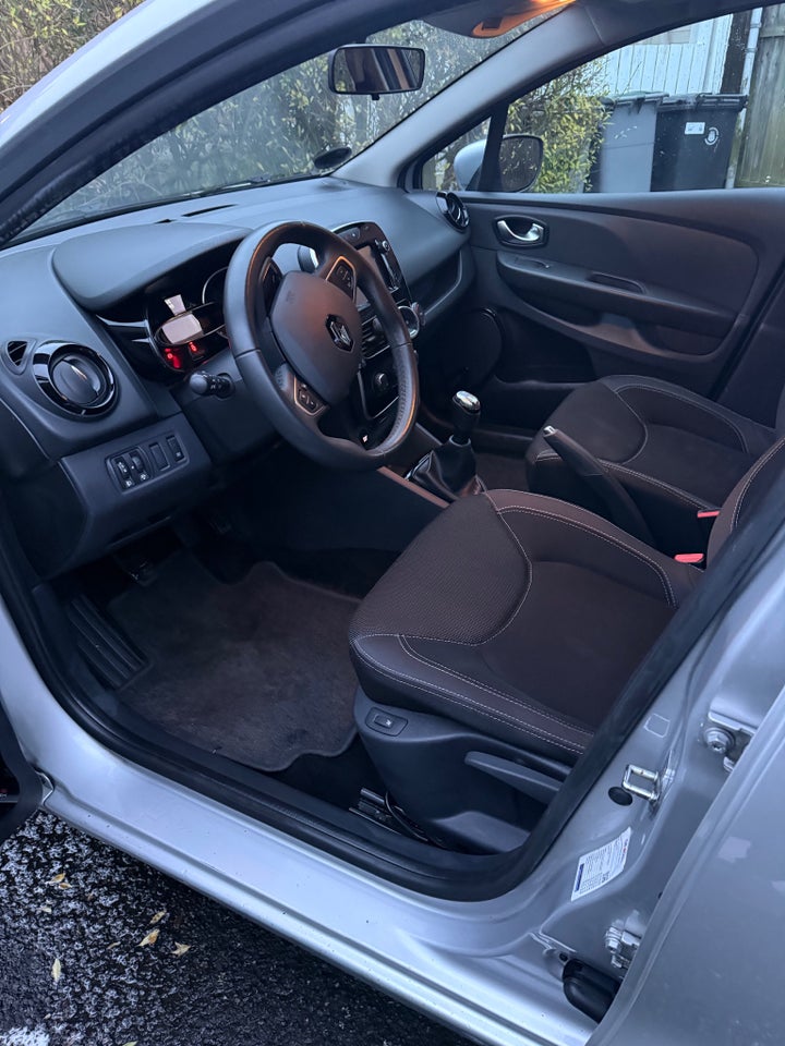 Renault Clio IV 1,5 dCi 90 Zen 5d