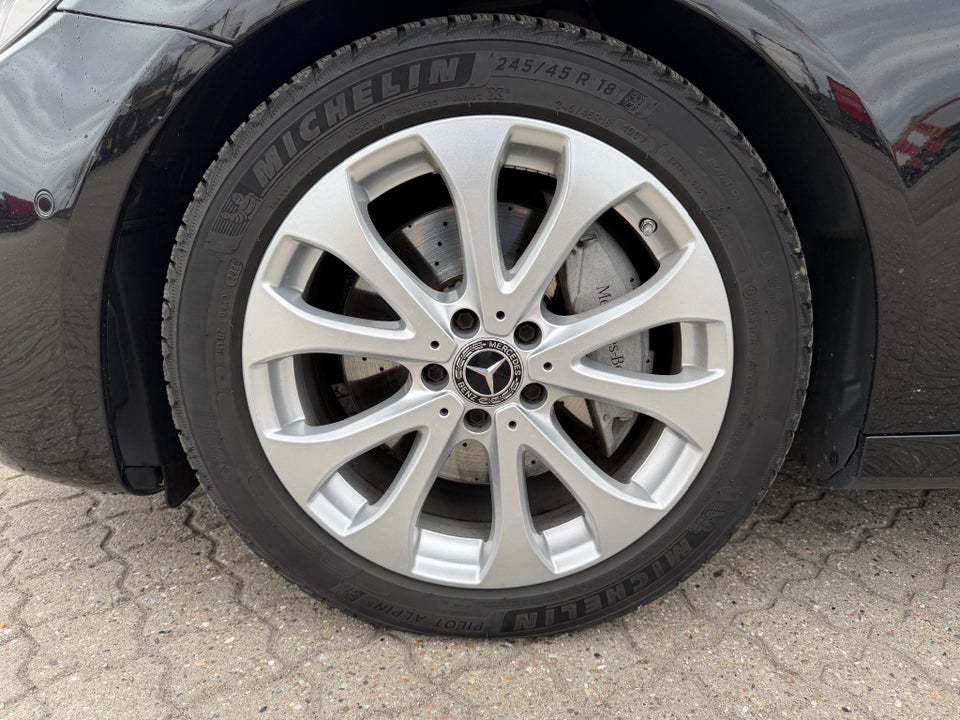 Mercedes E350 d 3,0 AMG Line stc. aut. 5d