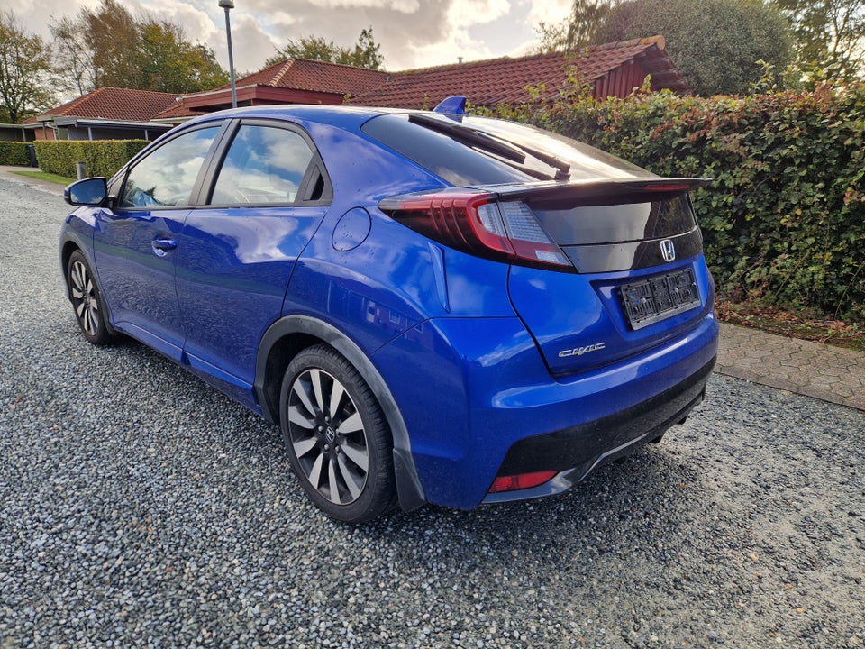 Honda Civic 1,6 i-DTEC Elegance 5d