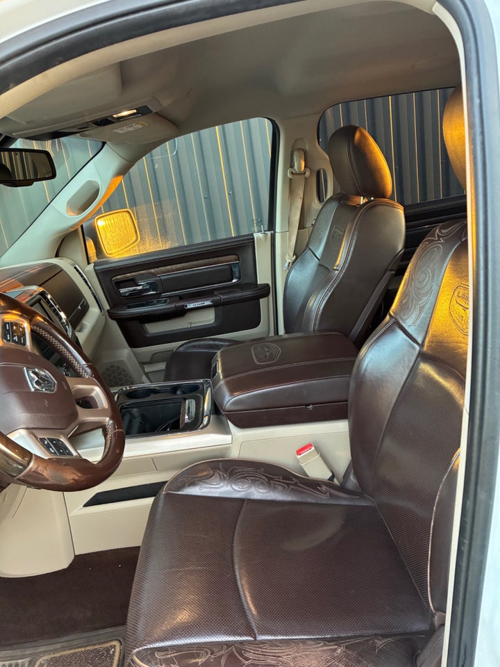 Dodge RAM 1500 5,7 eTorque Longhorn Crew Cab aut. 4d