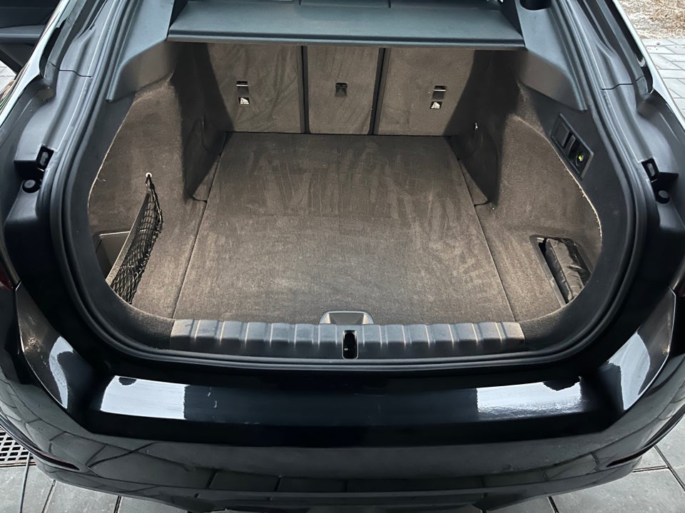 BMW i4 eDrive35 Charged 5d