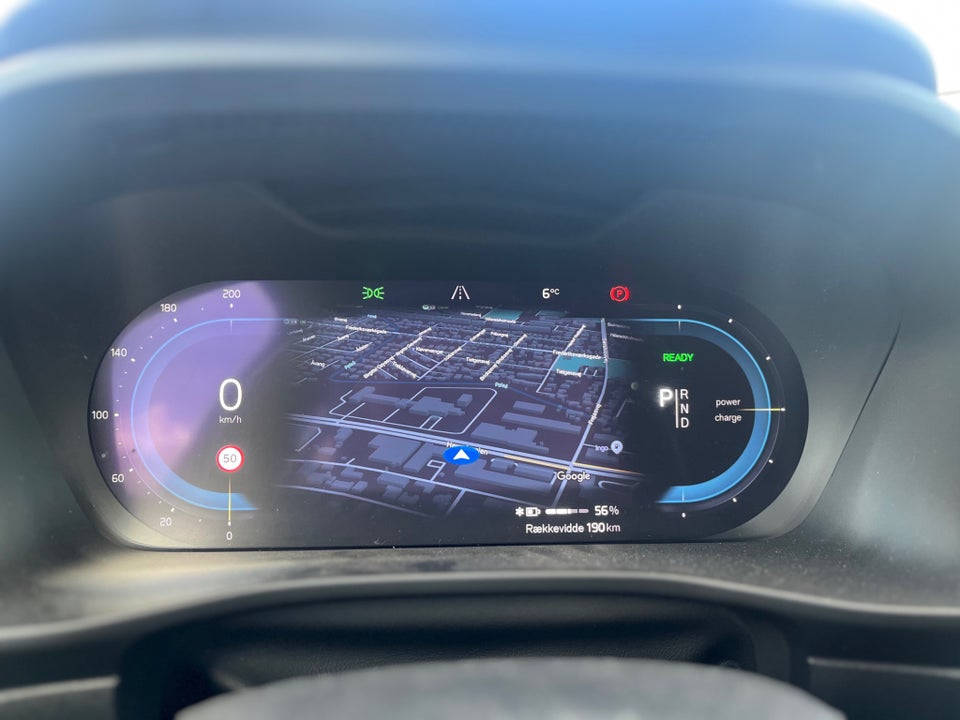 Volvo XC40 P8 ReCharge Twin Pro 5d