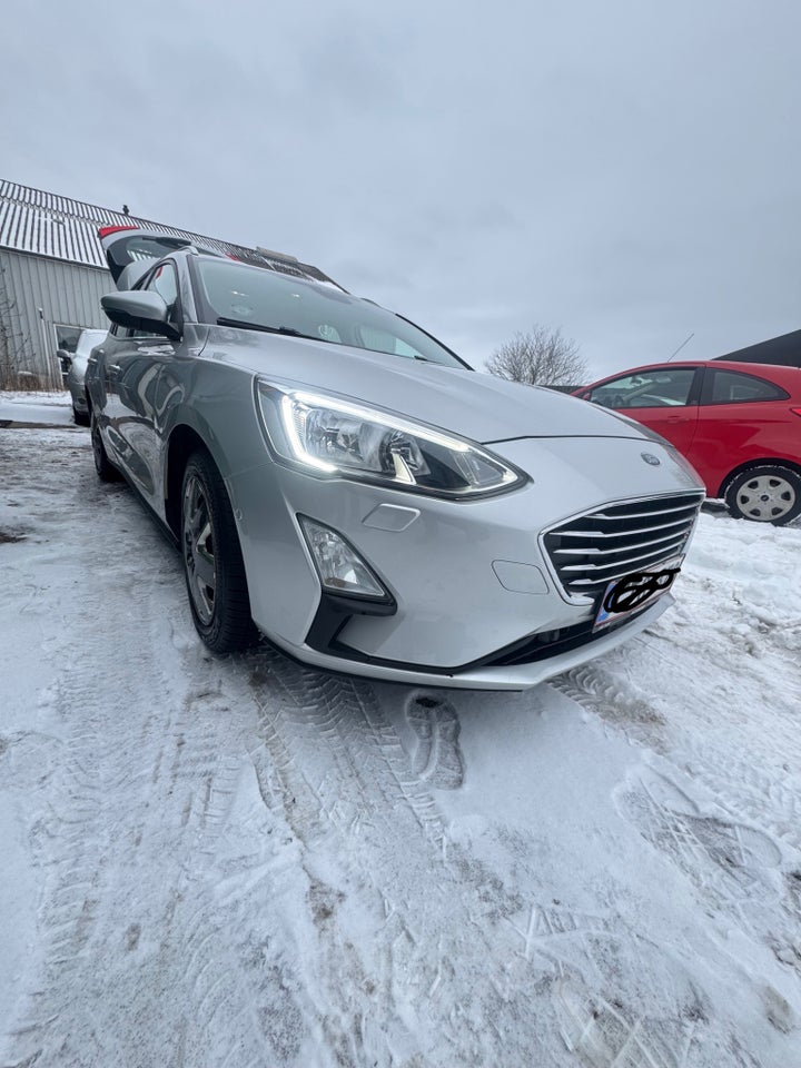 Ford Focus 1,0 EcoBoost Titanium stc. aut. 5d