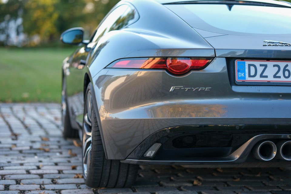 Jaguar F-Type 3,0 P380 R-Dynamic Coupé aut. 2d