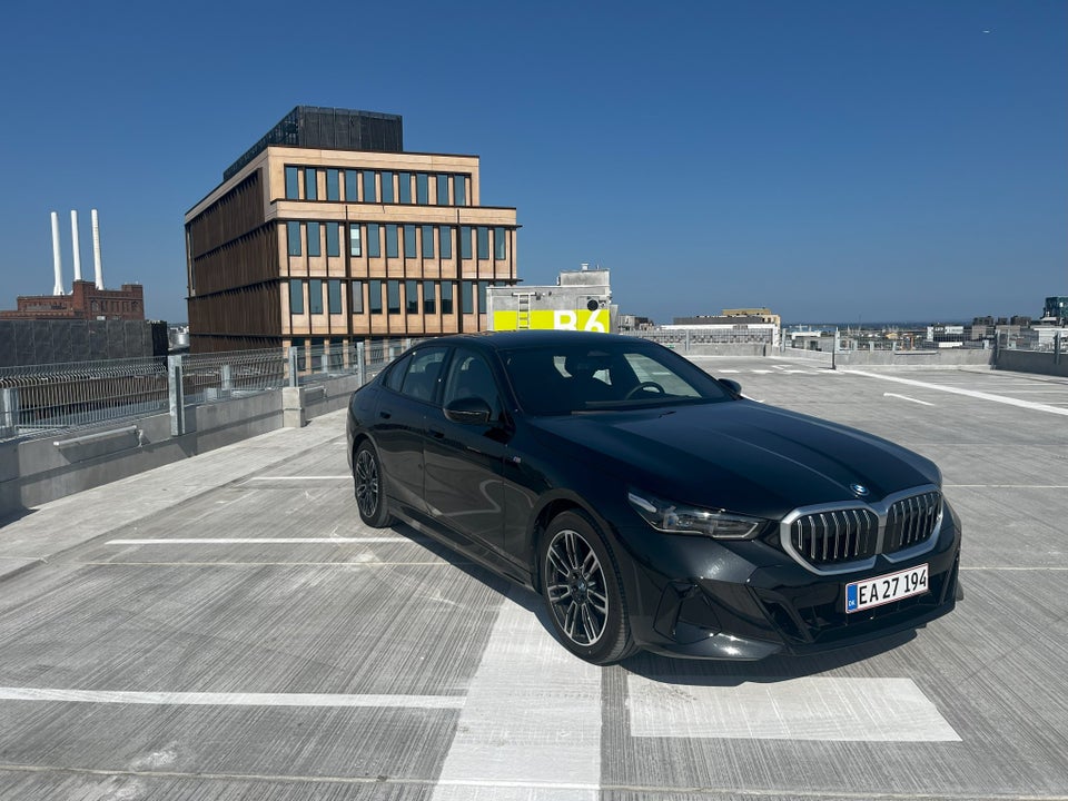 BMW i5 eDrive40 M-Sport 4d