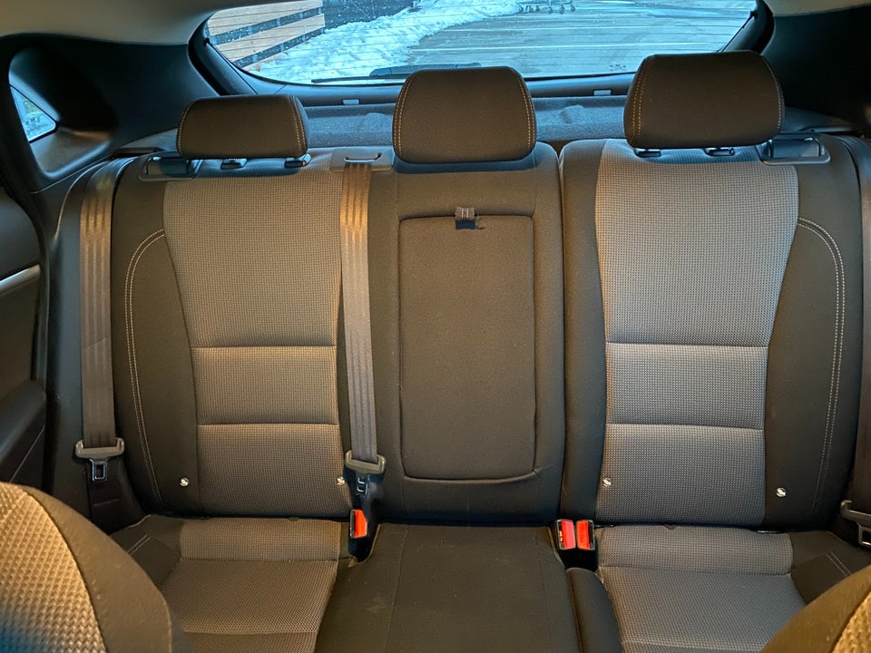 Hyundai i30 1,6 CRDi 110 5d