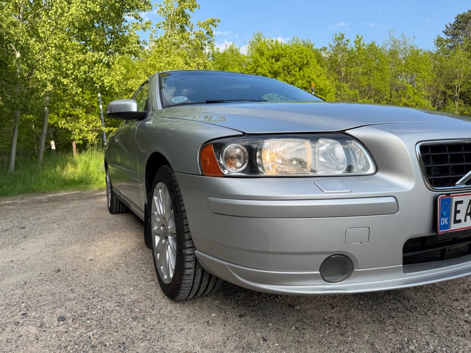 Volvo S60 2,5 T 4d
