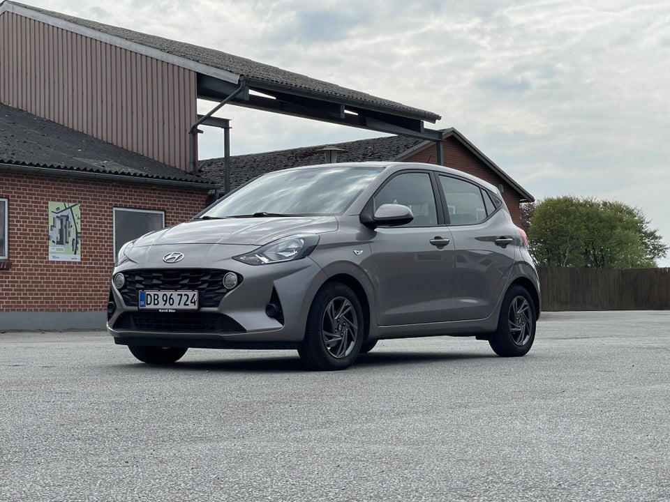 Hyundai i10 1,0 MPi Essential 5d
