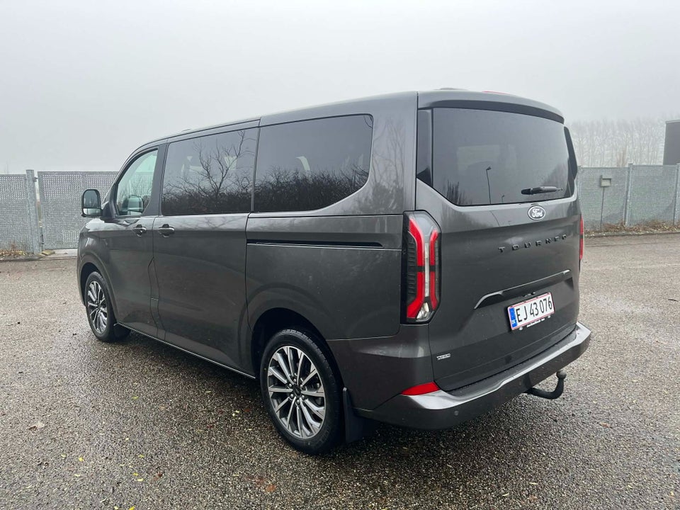 Ford Tourneo Custom 340S 2,5 PHEV Titanium X CVT