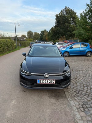 VW Golf VIII 1,4 eHybrid DSG 5d