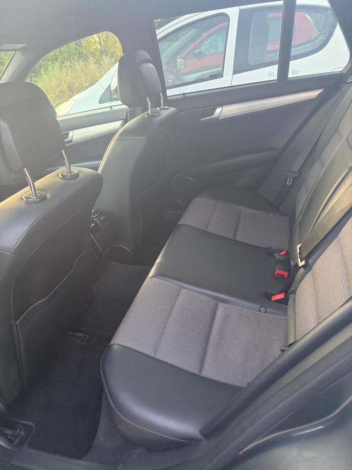 Mercedes C220 2,2 CDi Avantgarde stc. aut. BE 5d