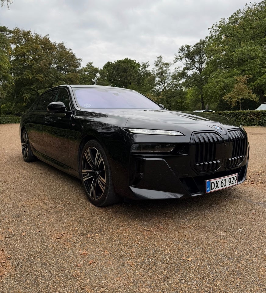 BMW i7 xDrive60 M-Sport 4d
