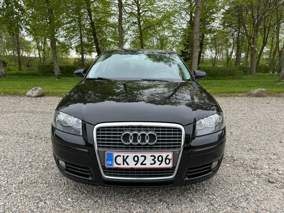 Audi A3 1,6 Ambiente 3d