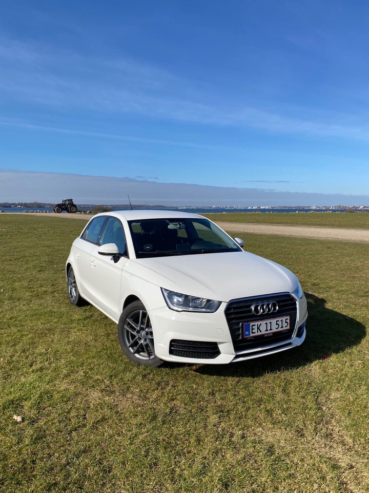 Audi A1 1,0 TFSi 95 Sportback 5d