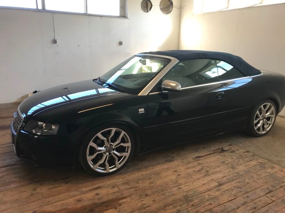 Audi A4 2,4 V6 Cabriolet 2d