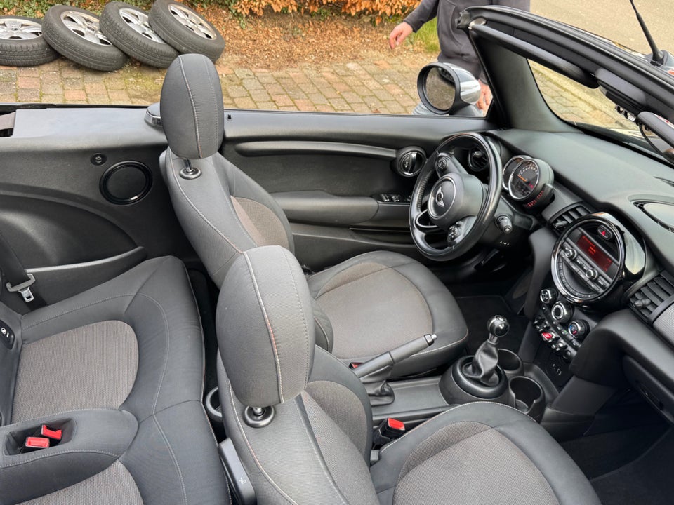 MINI Cooper 1,5 Cabriolet 2d