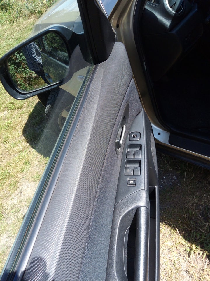 Mazda 3 2,0 Sport 5d