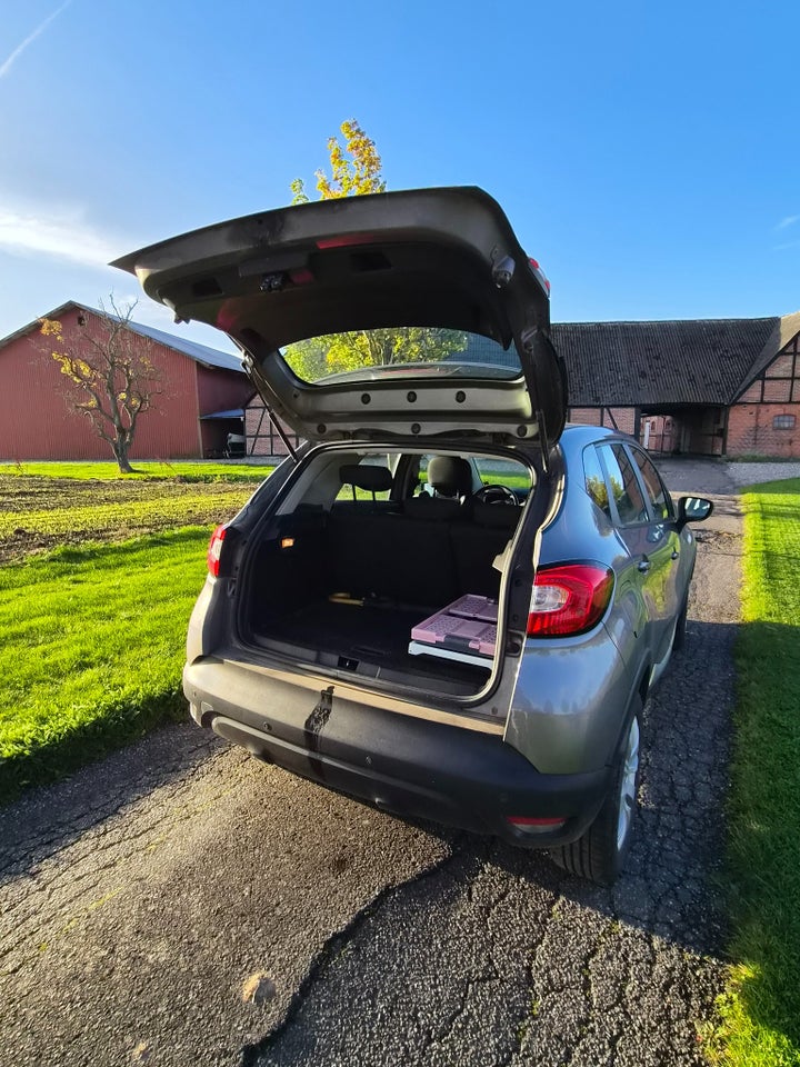 Renault Captur 1,5 dCi 90 Dynamique EDC 5d
