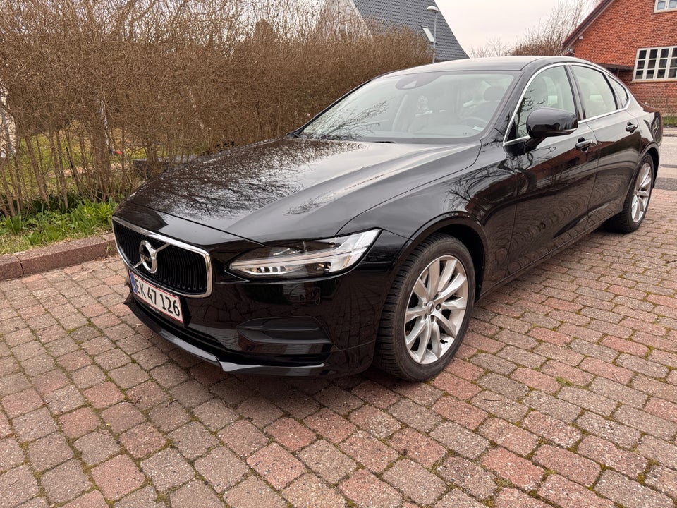 Volvo S90 2,0 T4 190 Momentum+ aut. 4d