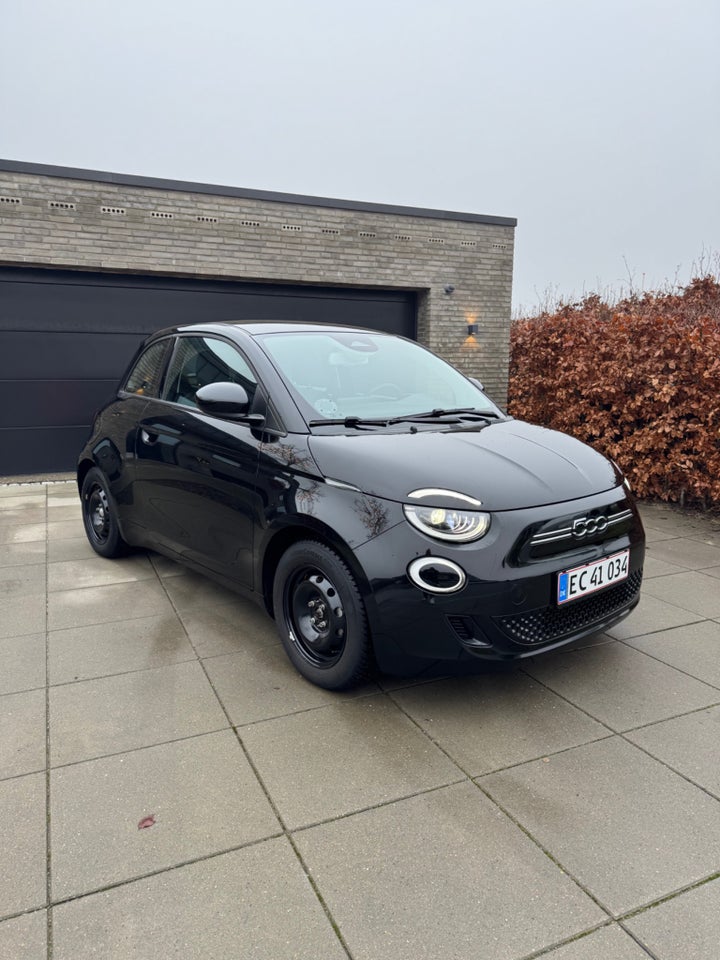 Fiat 500e 42 Icon 3d