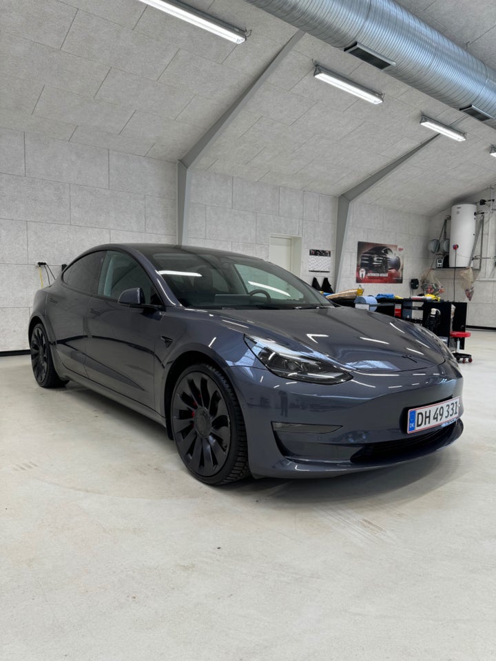 Tesla Model 3 Performance AWD 4d