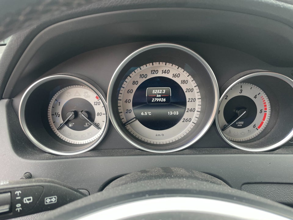 Mercedes C180 2,2 CDi Avantgarde stc. BE 5d