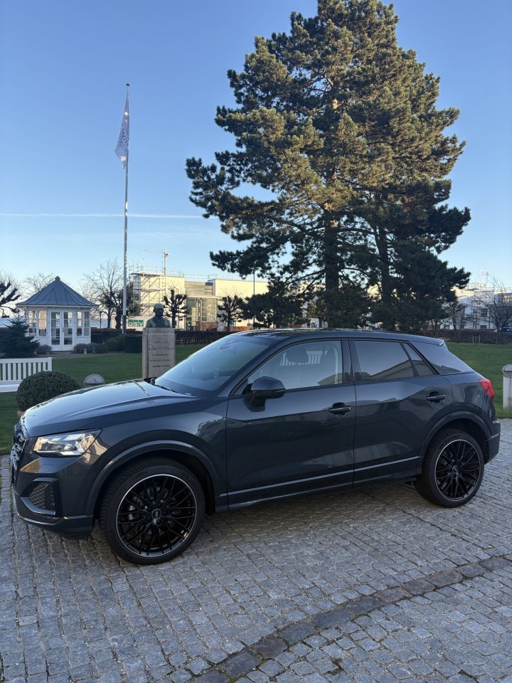 Audi Q2 35 TFSi Prestige S-tr. 5d