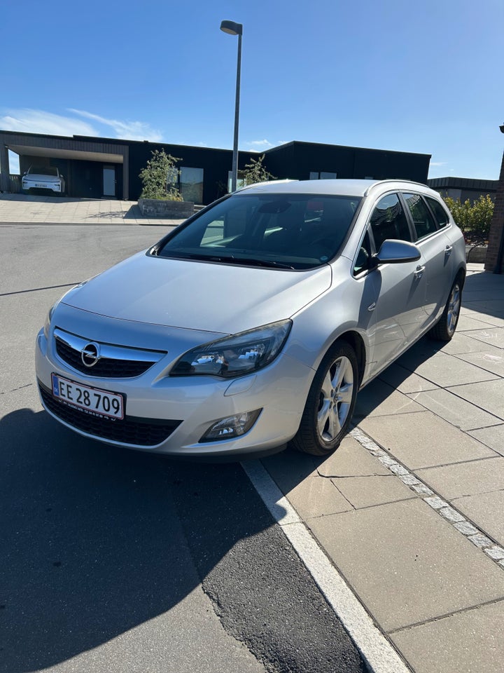 Opel Astra 1,4 T 140 Sport Sports Tourer eco 5d