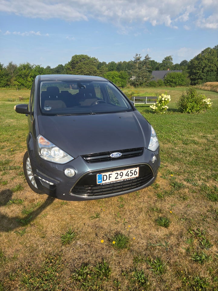 Ford S-MAX 2,0 TDCi 140 Titanium 7prs 5d