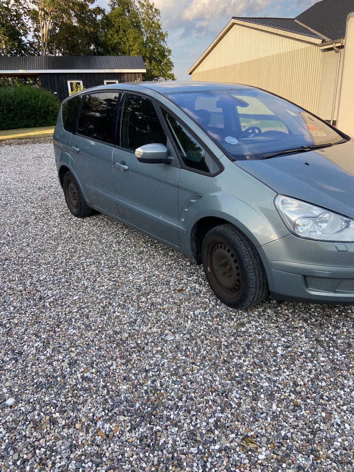Ford S-MAX 2,0 Trend 7prs 5d