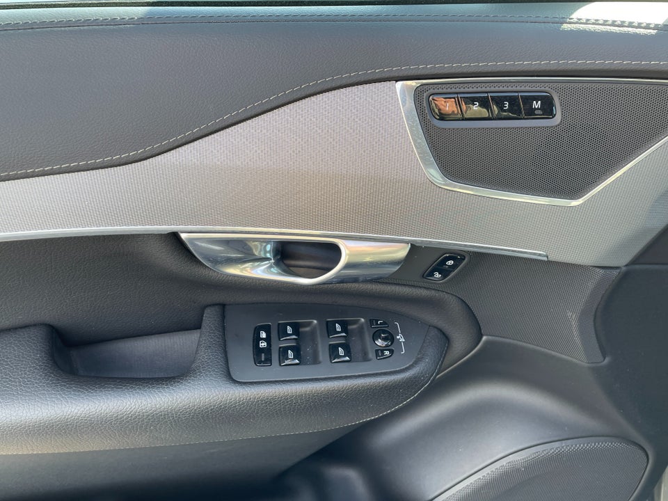 Volvo XC90 2,0 D5 235 Inscription aut. AWD 7prs 5d