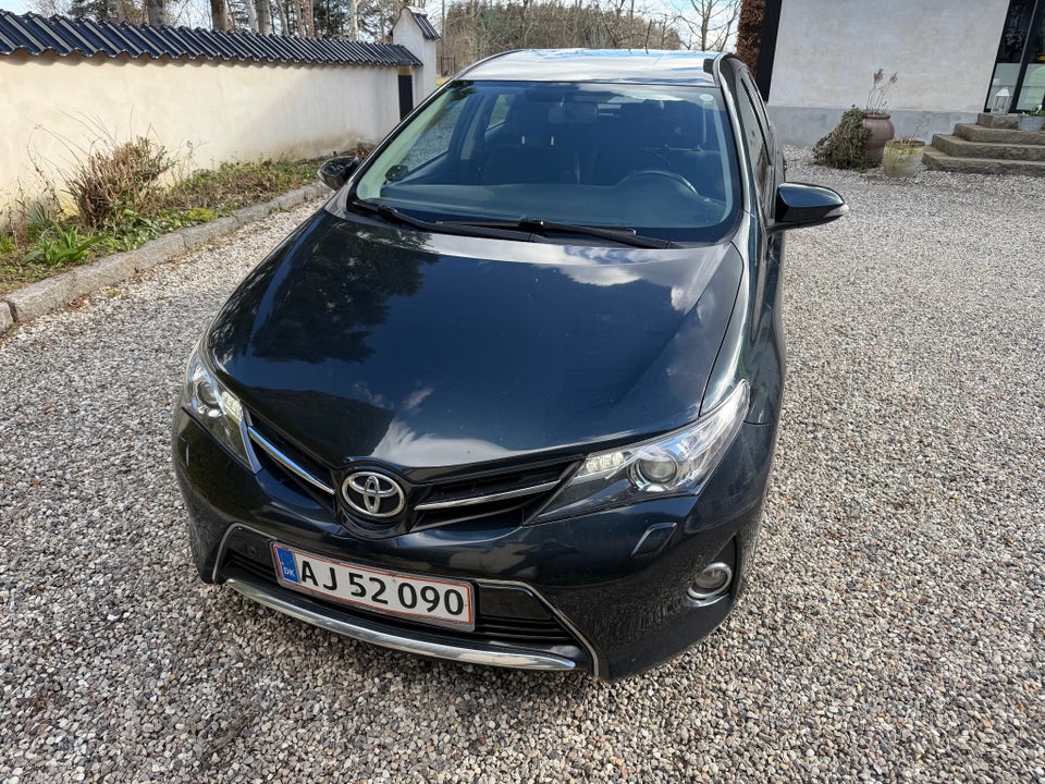 Toyota Auris 1,6 T2 5d
