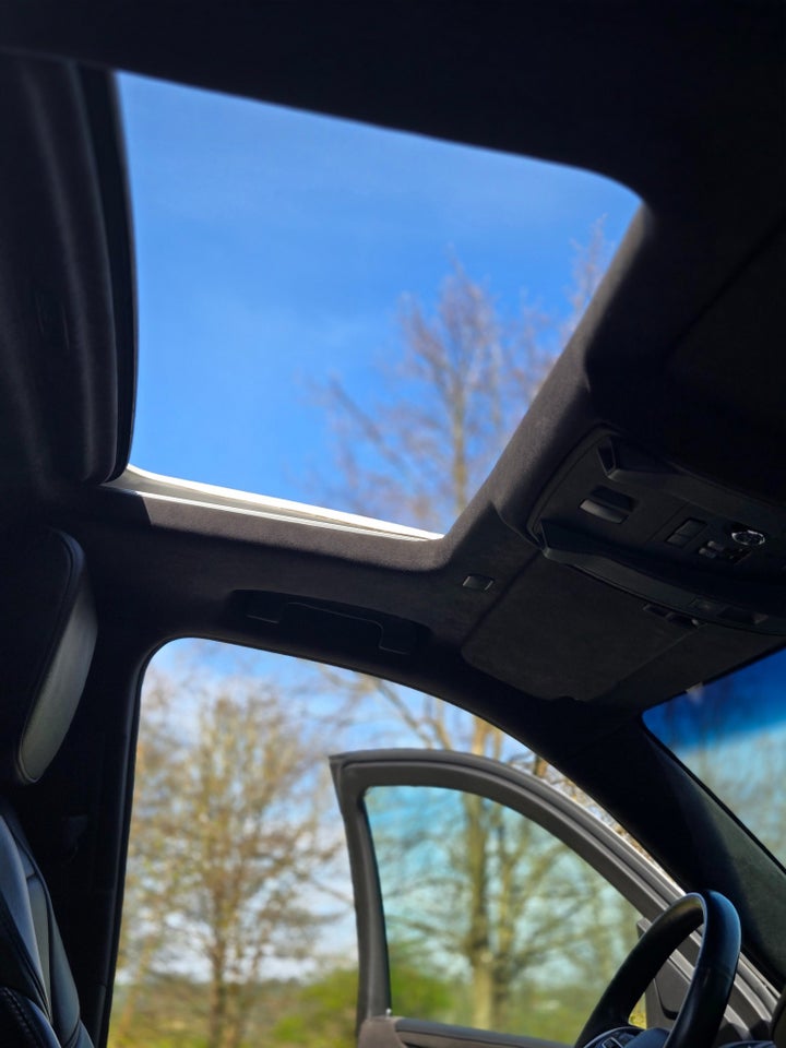 Cadillac Escalade 6,2 V8 ESV Platinum aut. 7prs 5d