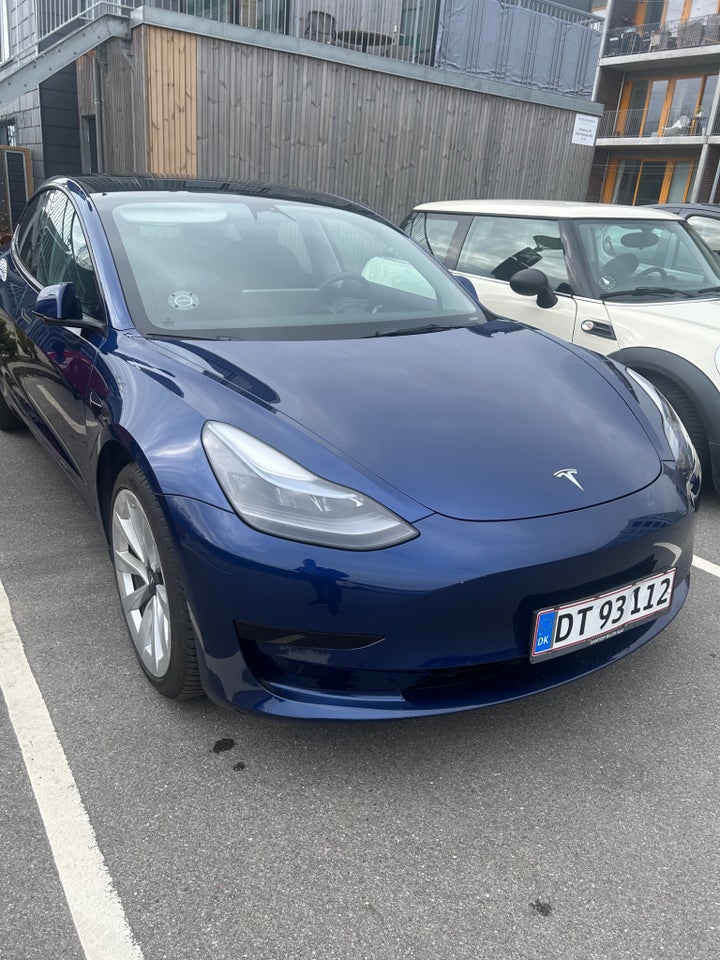 Tesla Model 3 RWD 4d