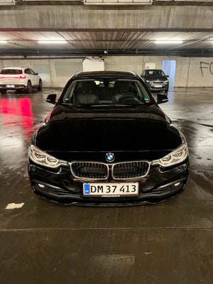 BMW 330i 2,0 Touring aut. 5d