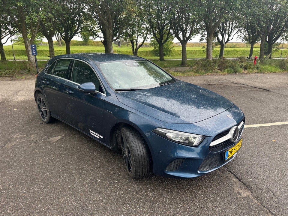 Mercedes A250 e 1,3 Progressive Line aut. Van 5d