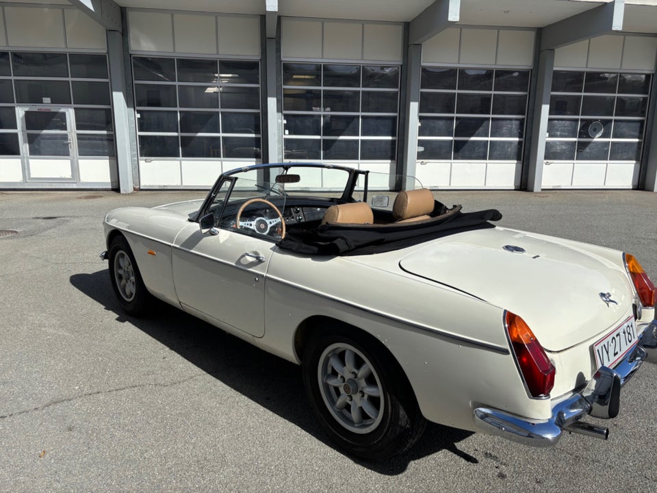 MG B 1,8 Roadster 2d