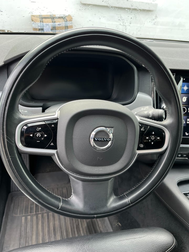 Volvo V90 2,0 D4 190 Momentum aut. 5d