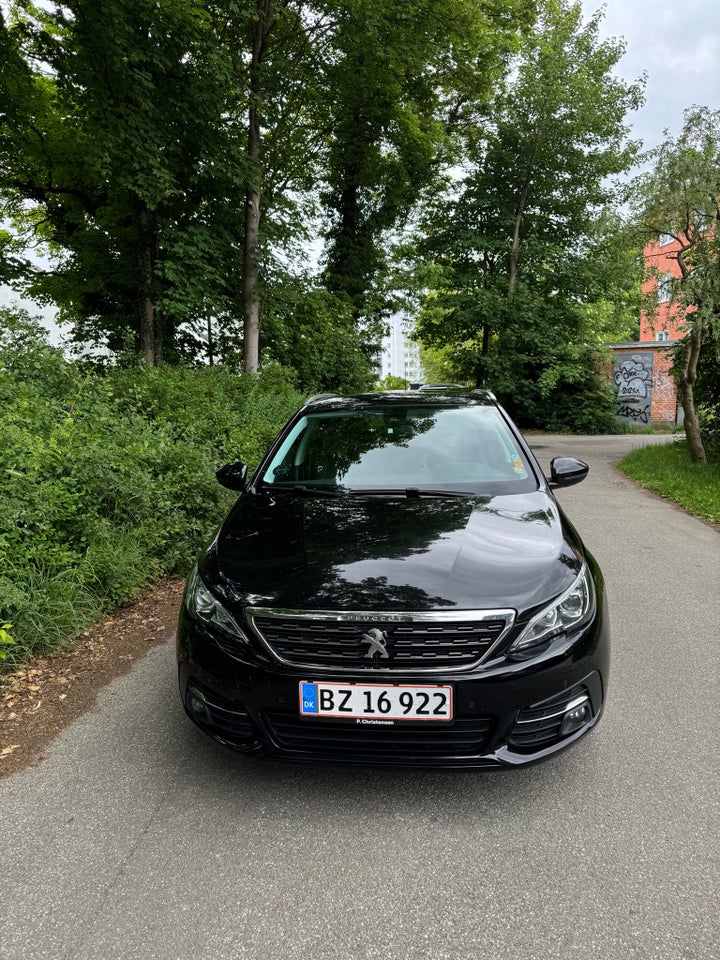 Peugeot 308 1,6 BlueHDi 120 Edition+ 5d