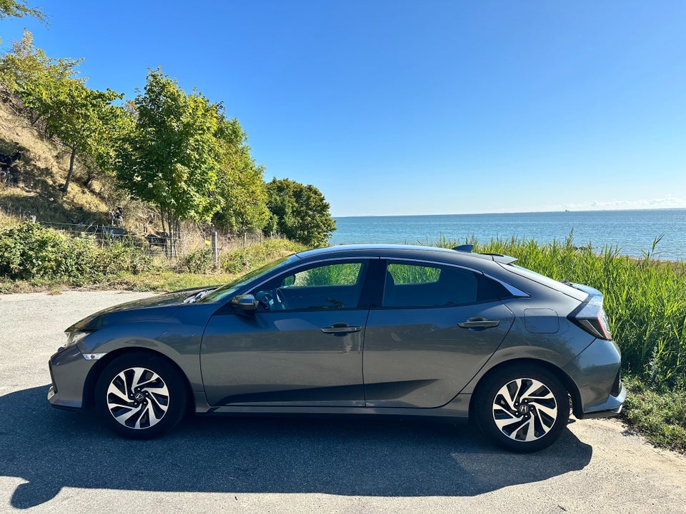 Honda Civic 1,0 VTEC Turbo Comfort 5d