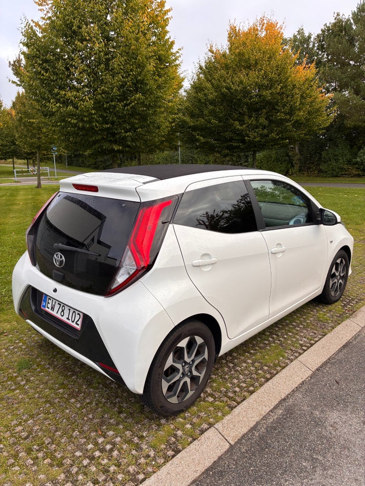Toyota Aygo 1,0 VVT-i x-sky 5d