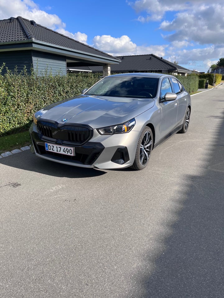 BMW i5 eDrive40 M-Sport 4d