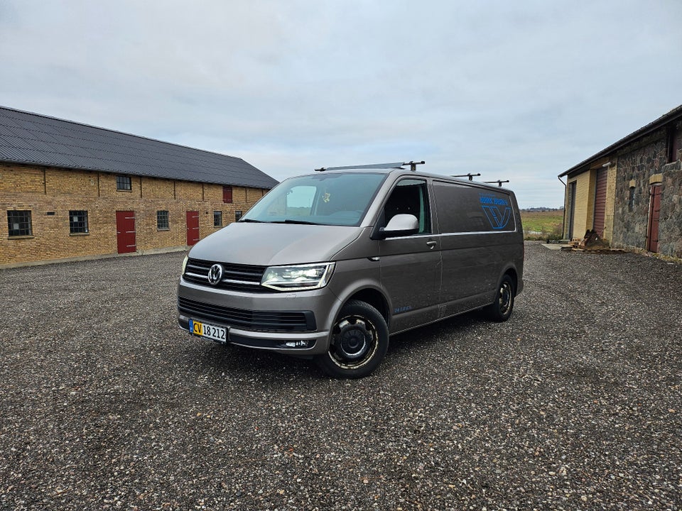 VW Transporter 2,0 TDi 180 Kassevogn lang DSG