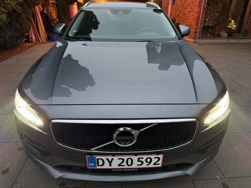 Volvo V90 2,0 T4 190 Momentum aut. 5d