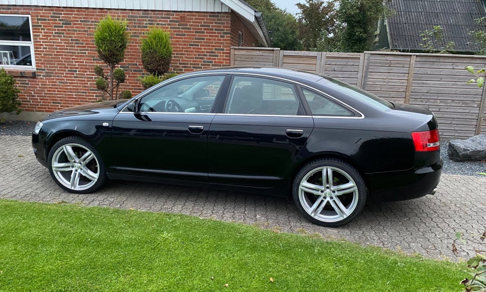 Audi A6 2,4 V6 4d