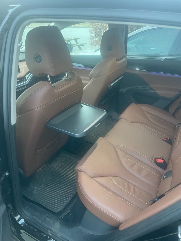 Skoda Enyaq 80x iV ecoSuite 5d