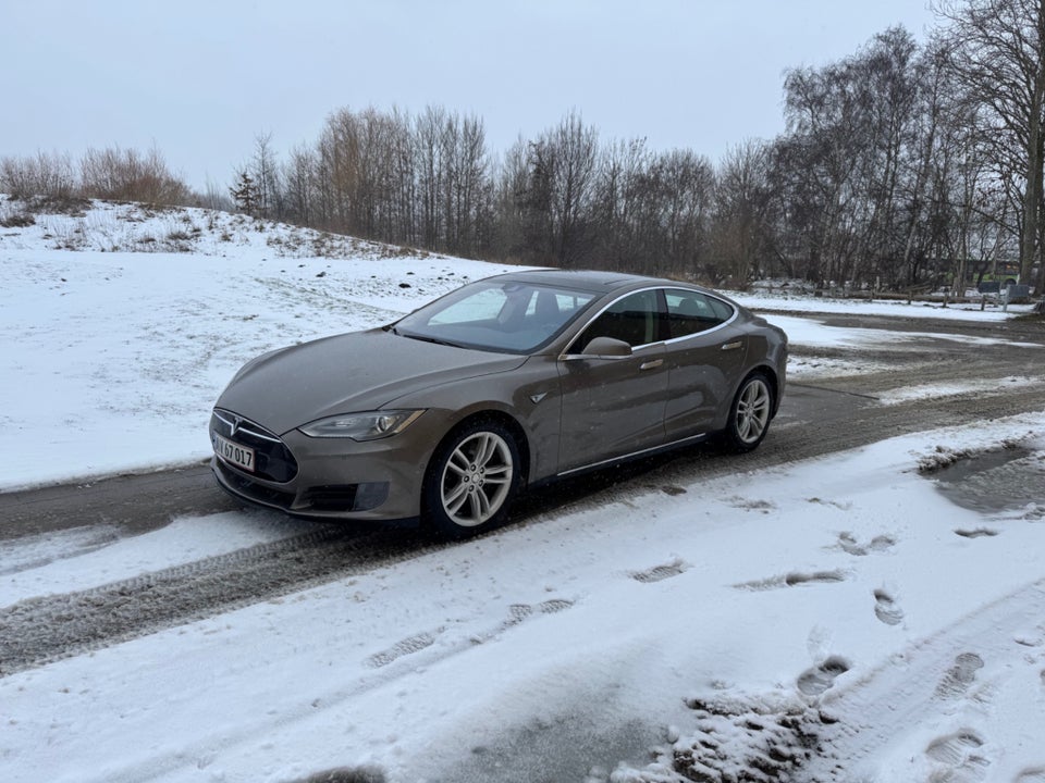 Tesla Model S 70D 5d